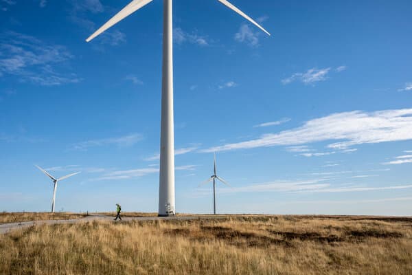 Free Electricity, Anyone? Britain Tries New Tricks to Green Its Grid.
