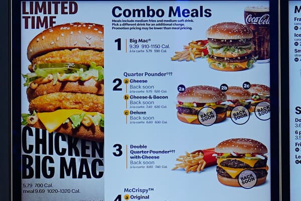 McDonald’s Says Tests Rule Out Beef Patties as Source of E. Coli Outbreak