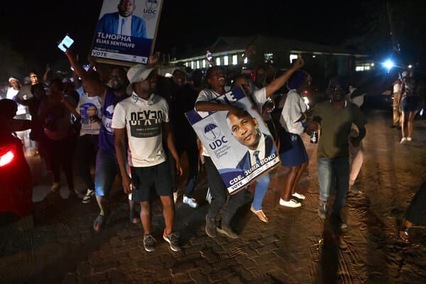 Young African Voters Sour on the Parties That Ushered in Liberation