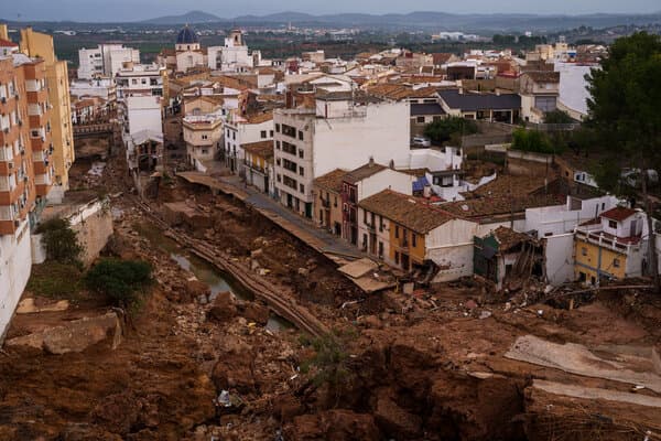 Amid Flood Cleanup in Spain, Residents Try to Make Sense of the Disaster